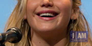 Jennifer Lawrence at San Diego Comic Con 2015 IAM