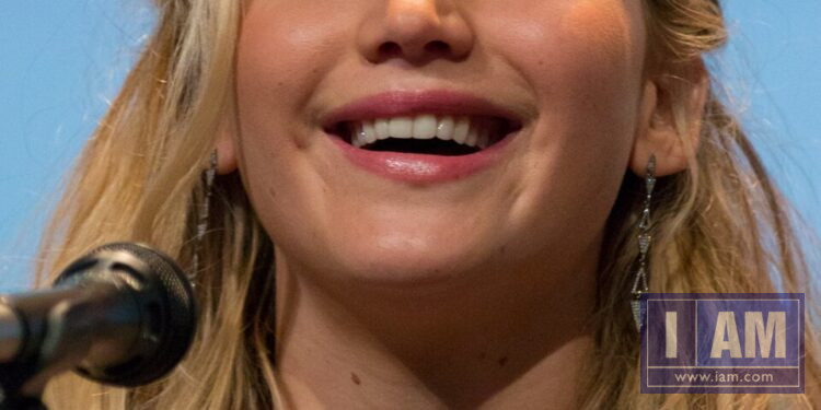 Jennifer Lawrence at San Diego Comic Con 2015 IAM