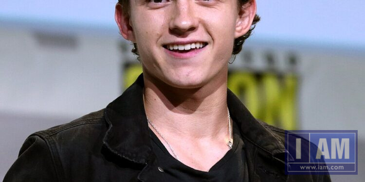 Tom Holland speaking at San Diego Comic-Con International (2016)